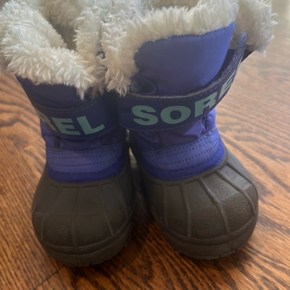 Sorel Snow Commander Purple Boots - Toddler size 6 - Picture 1 of 2